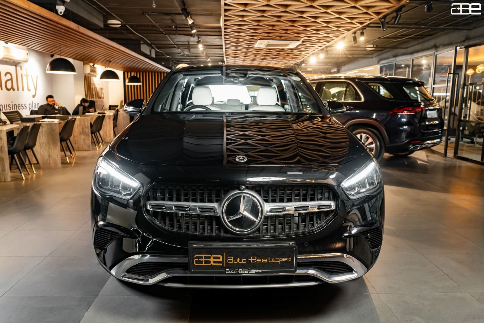 Mercedes-Benz GLA 200
