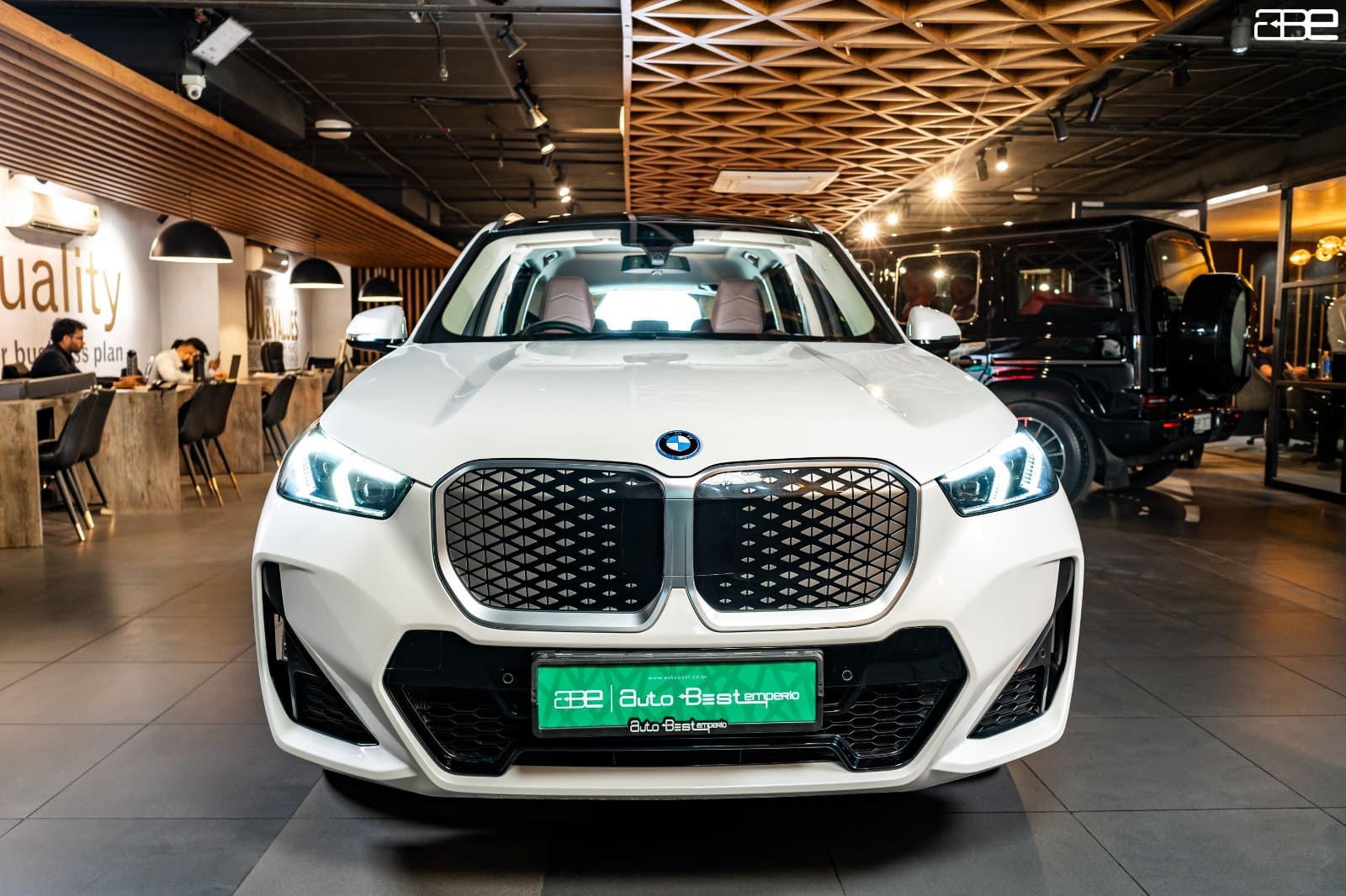 BMW IX1 LWB 20E