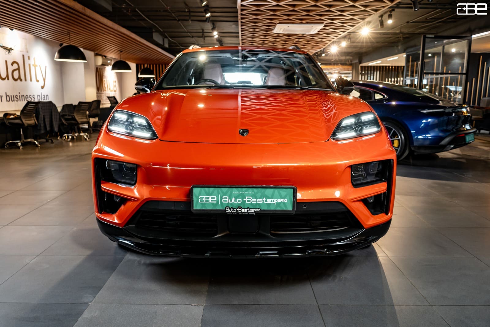 Porsche Macan TURBO