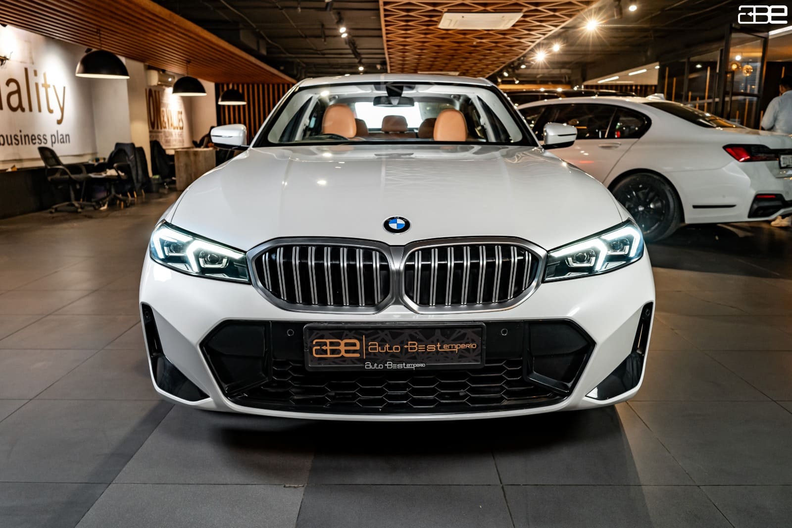 BMW 330 LI LCI M-SPORT