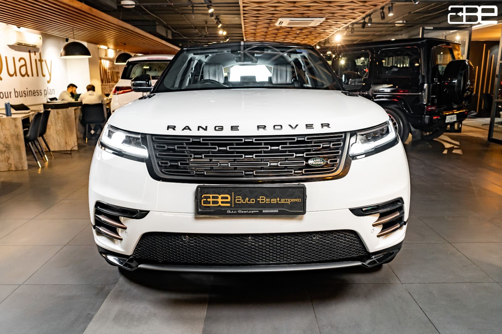 Range Rover Velar R-DYNAMIC HSE