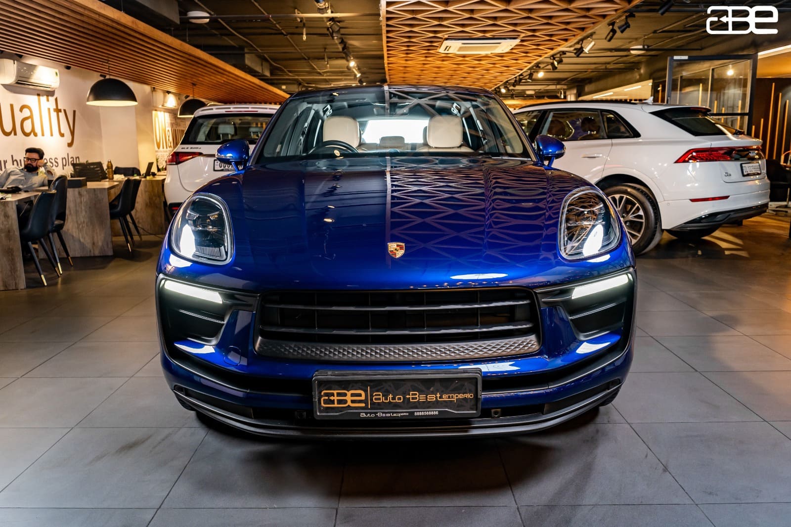 Porsche Macan BASE