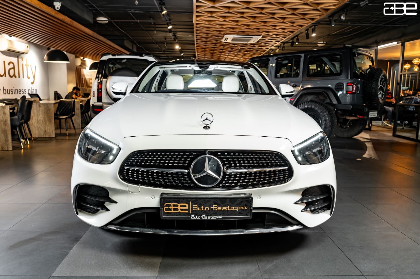 Mercedes-Benz E-Class E 220D AMG LINE