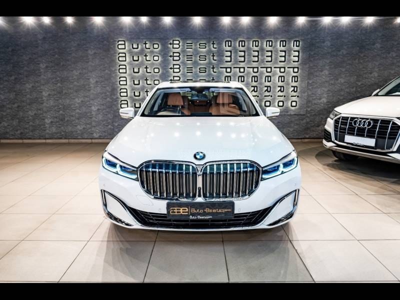 BMW 740LI M-SPORT LCI