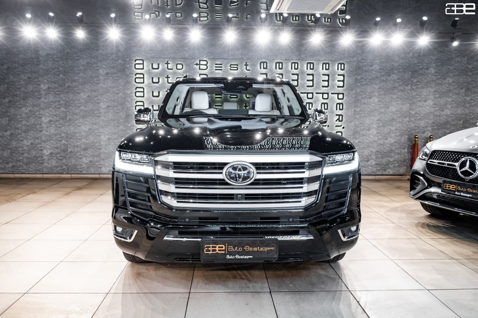 Toyota LAND CRUISER 300 ZX