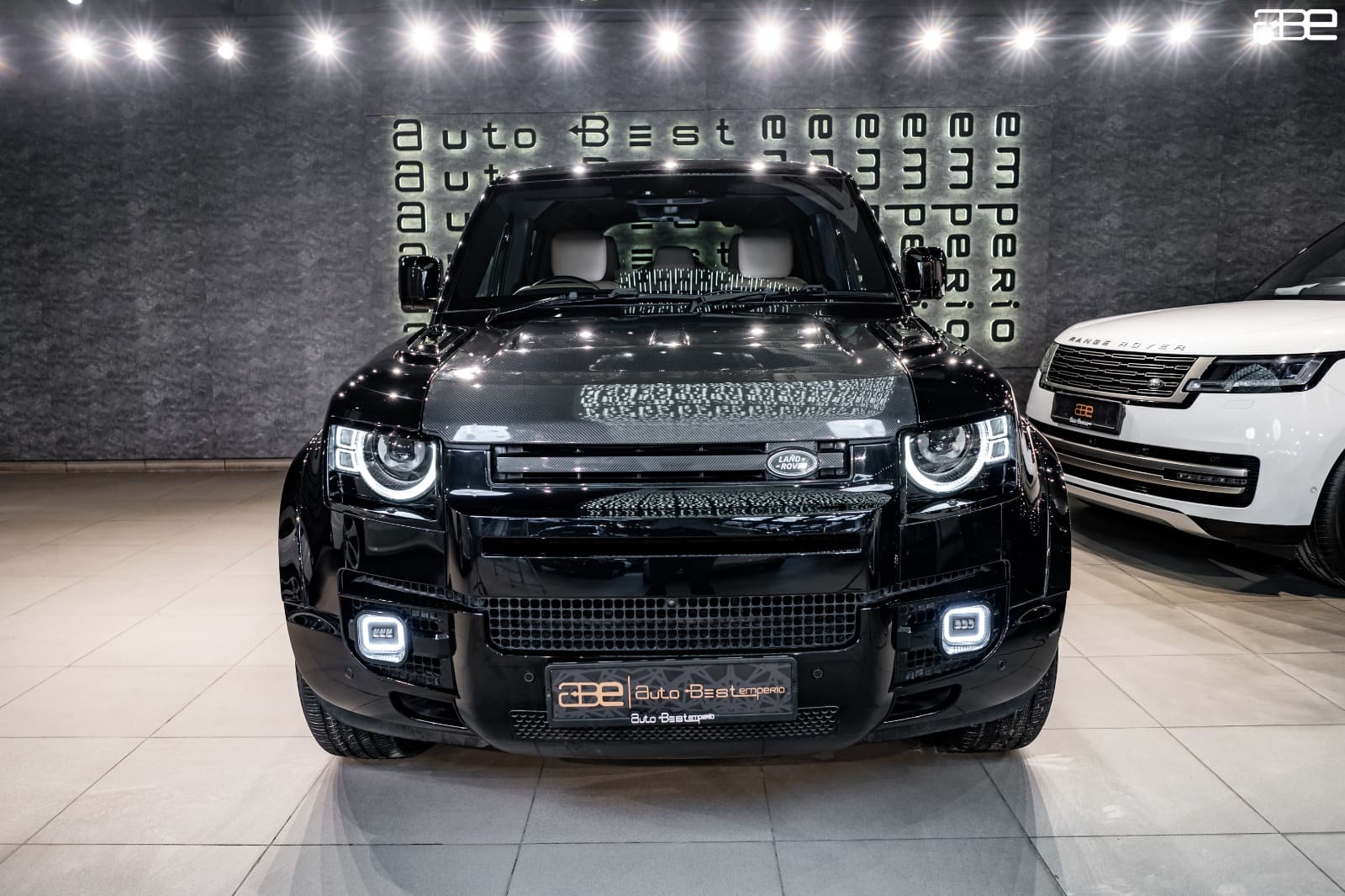 Land Rover DEFENDER V8 HSE DYNAMIC