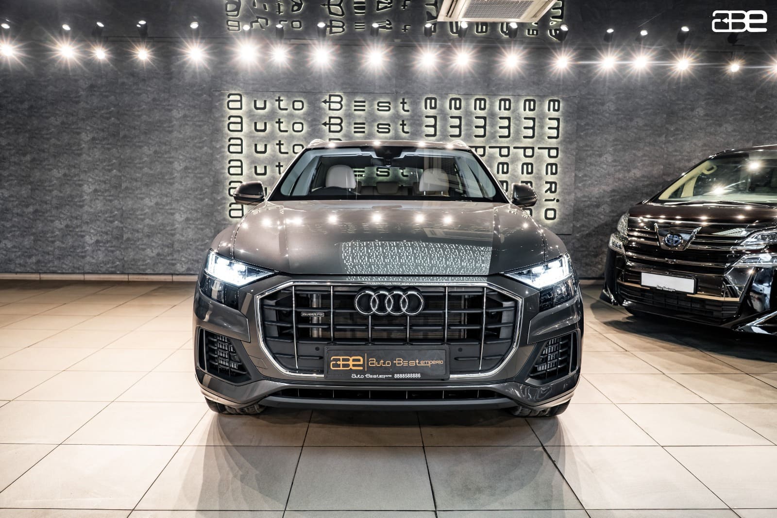 Audi Q8 55 TFSI CELEBRATION