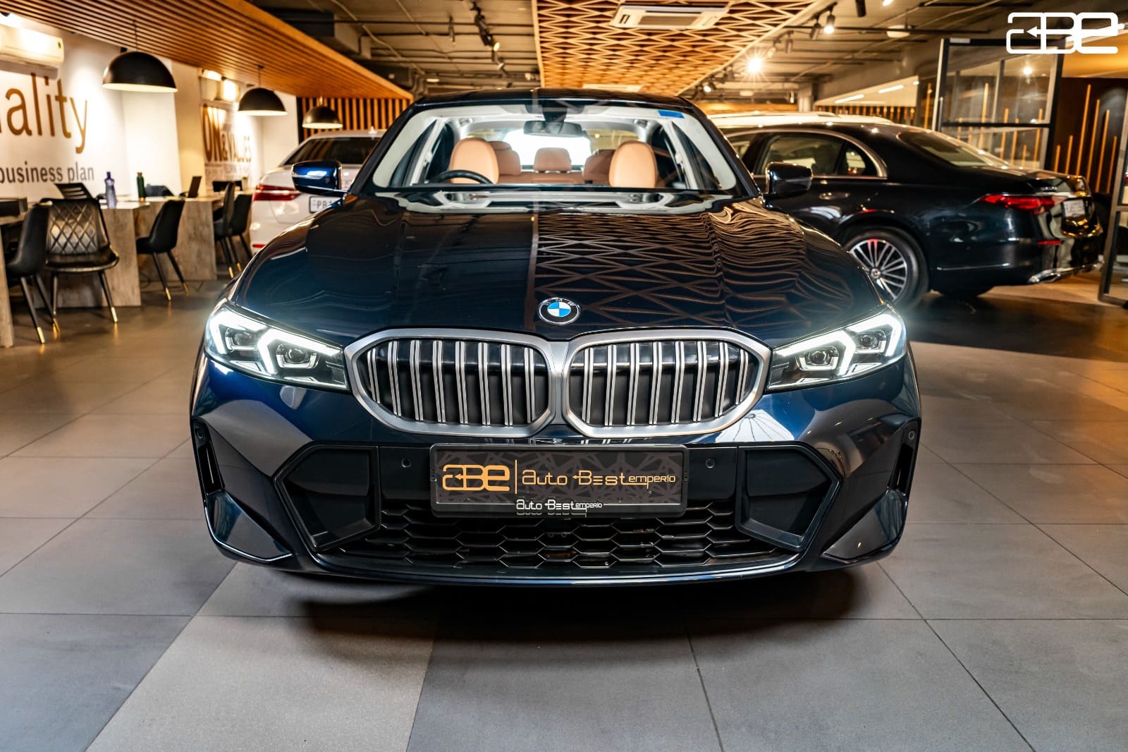 BMW 330Li LCI M-SPORT