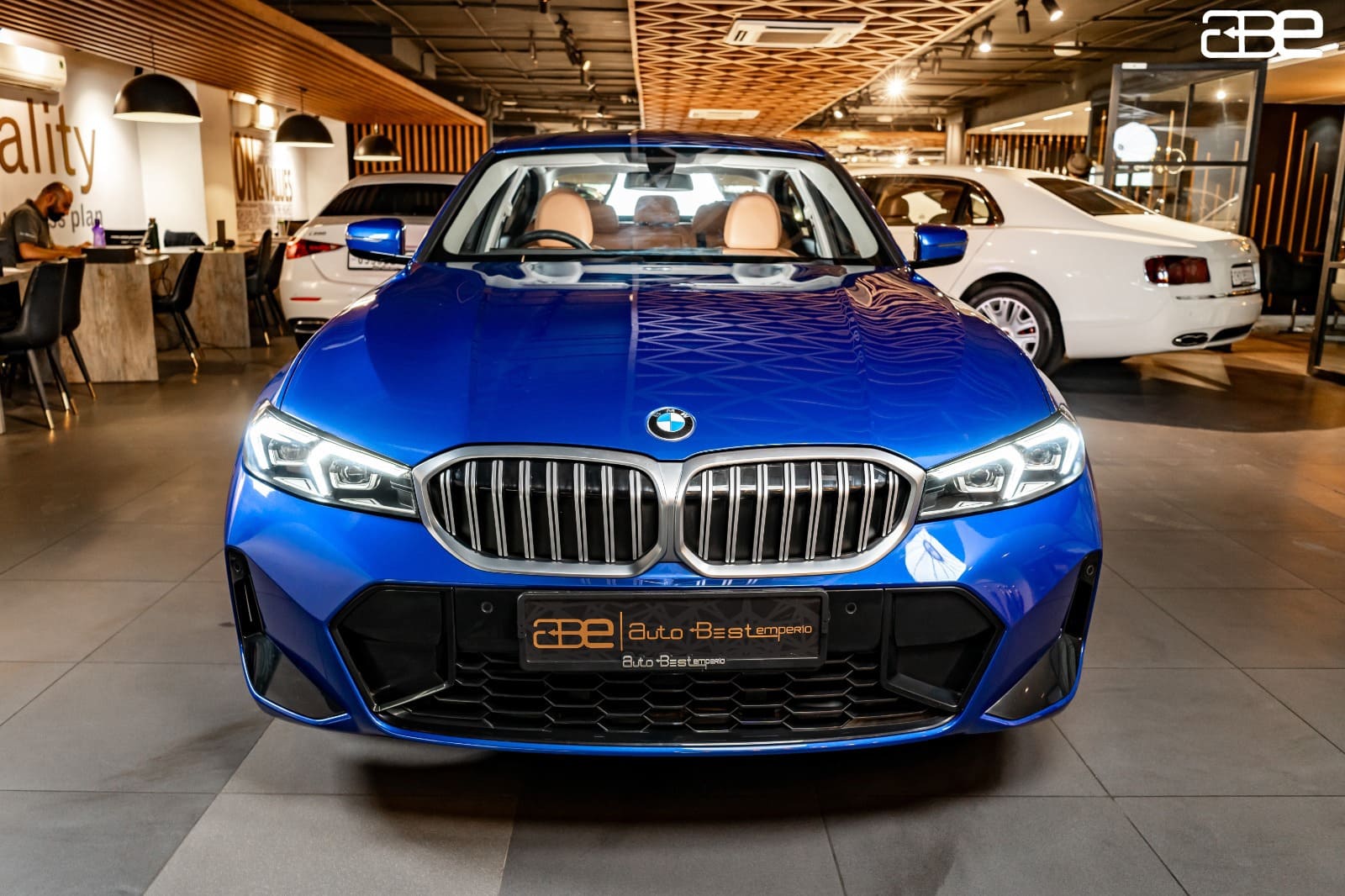 BMW 330Li M-SPORT