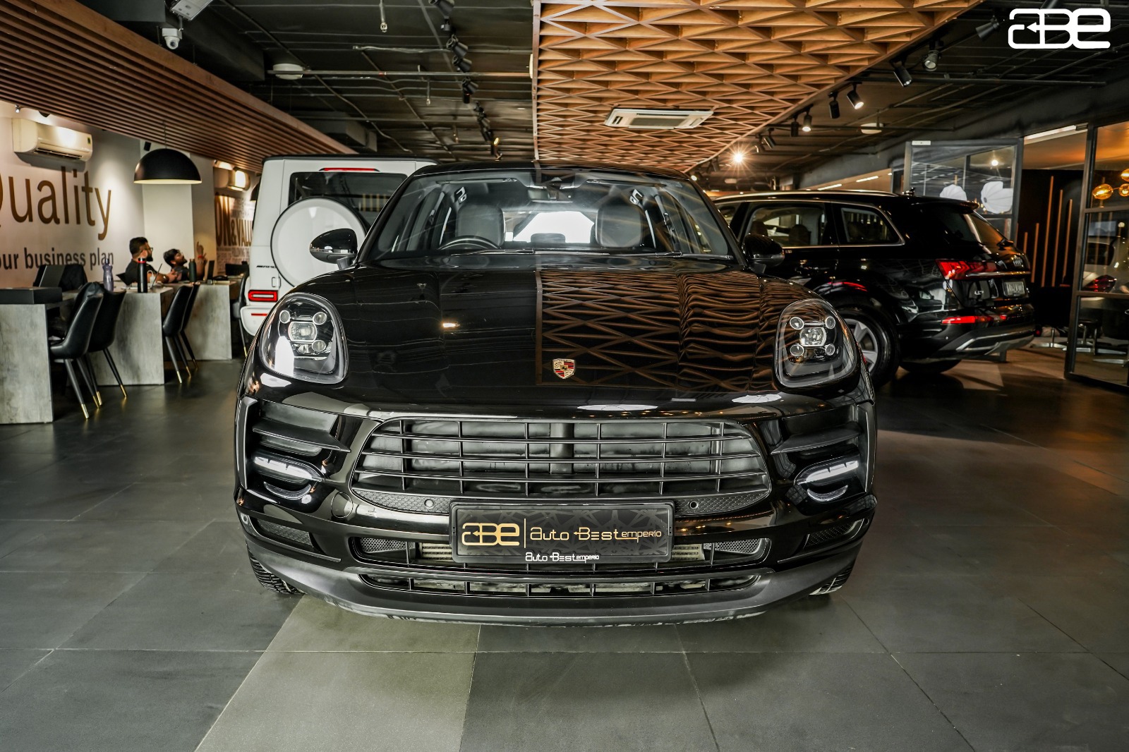 Porsche Macan 2.0L