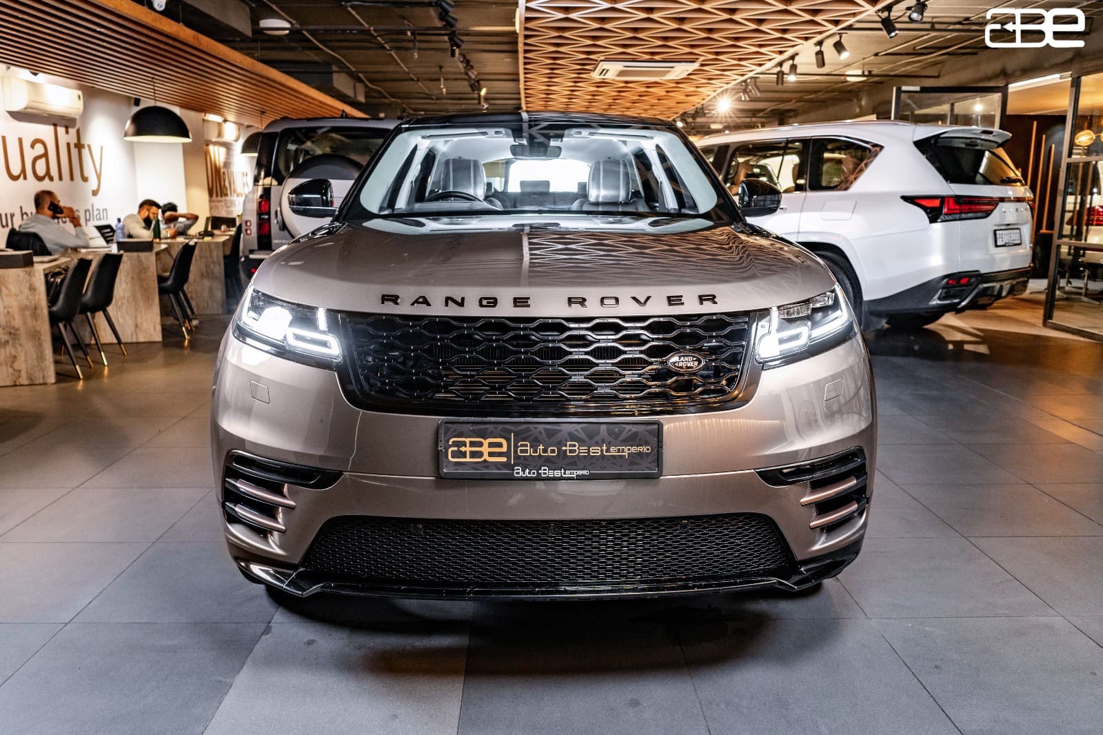 Range Rover Velar 2.0L